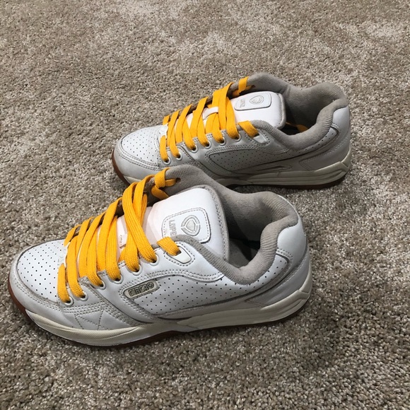 Hardly worn Circa Lopez edition skate sneakers - Picture 1 of 8